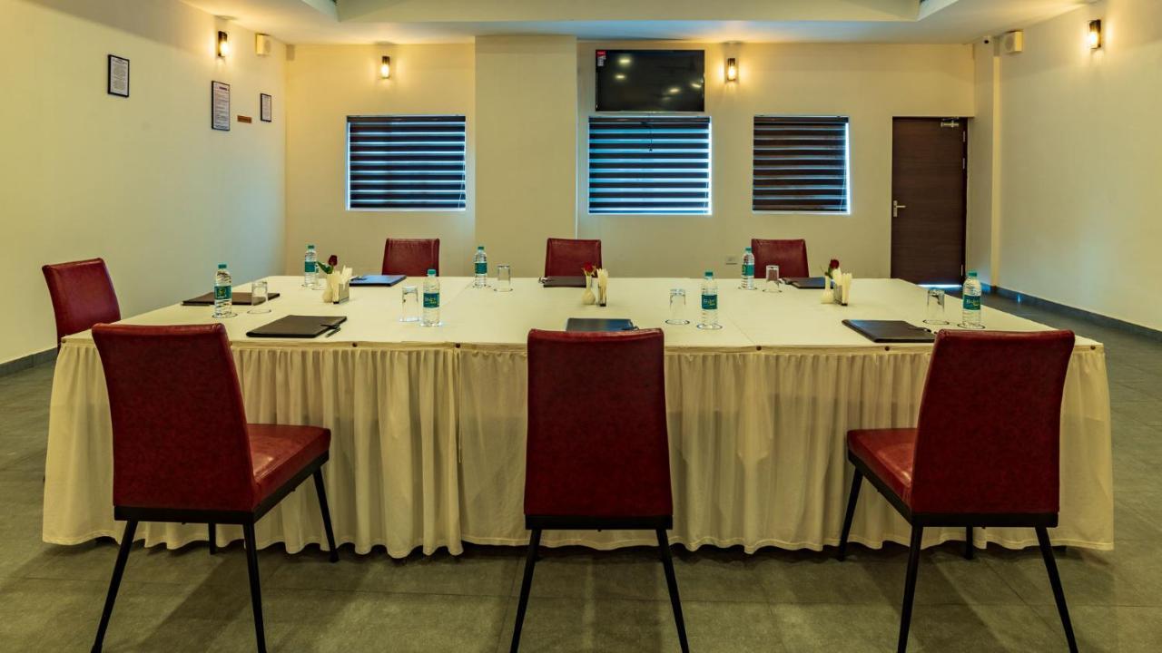 Kochi Arctic Hotel מראה חיצוני תמונה