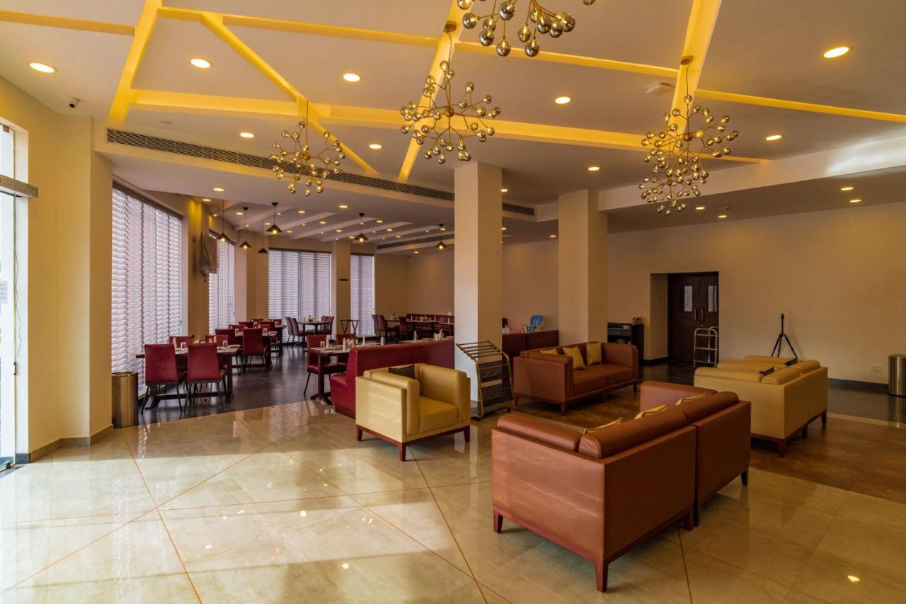 Kochi Arctic Hotel מראה חיצוני תמונה