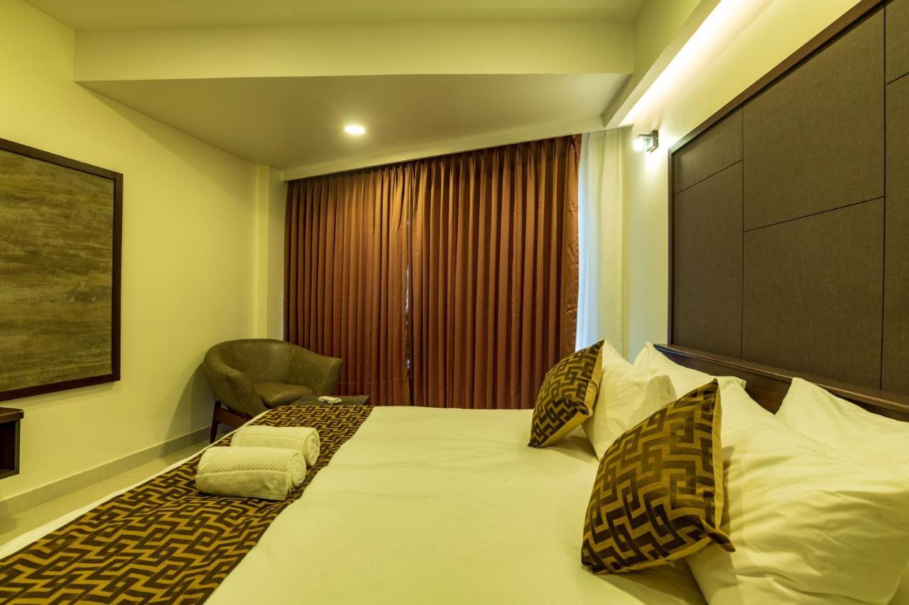 Kochi Arctic Hotel מראה חיצוני תמונה